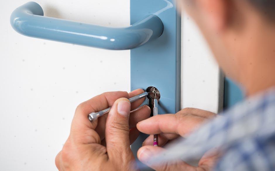 raisonnable serrure porte blindee Ozoir-la-Ferrière
